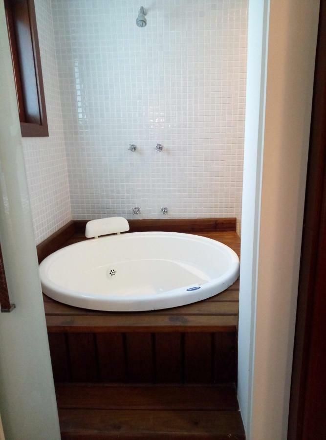 Casa No Condominio Yacamim - Praia Do Curral Илябела Екстериор снимка